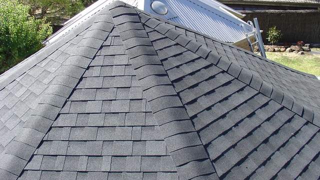 Things to consider before hiring Roofing contractors